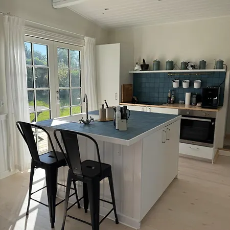 Newly Renovated Cozy